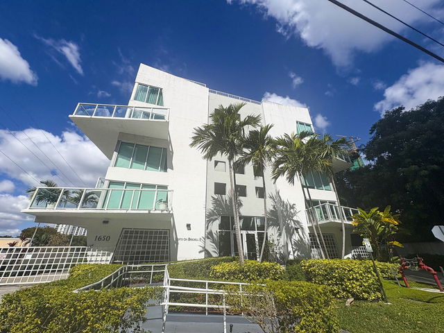 Lofts On Brickell II Condo photo 3